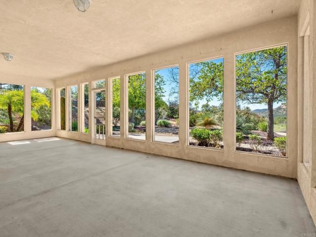 15810 Rainbird Rd., Ramona, CA 92065