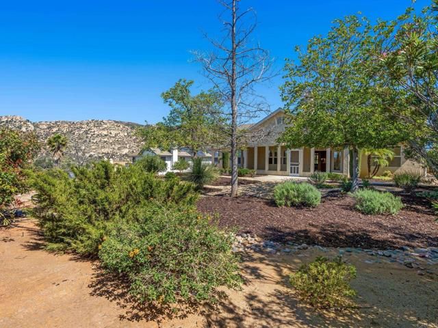 15810 Rainbird Rd., Ramona, CA 92065