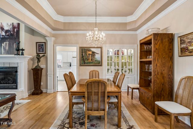 1819 Waters Edge Drive, Johnson City, TN 37604