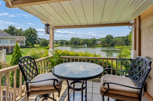 1819 Waters Edge Drive, Johnson City, TN 37604