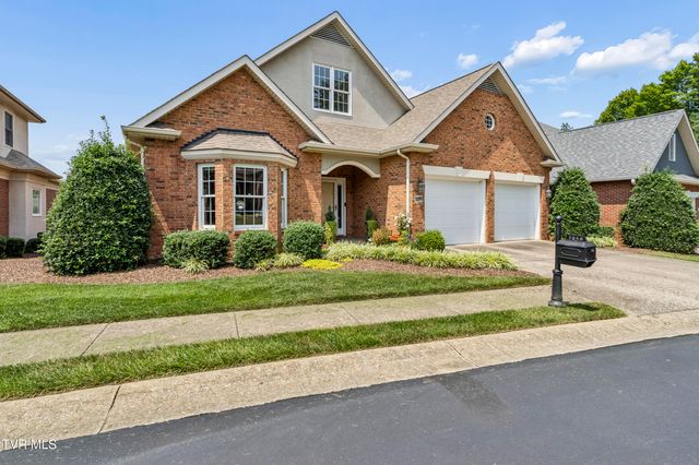 1819 Waters Edge Drive, Johnson City, TN 37604