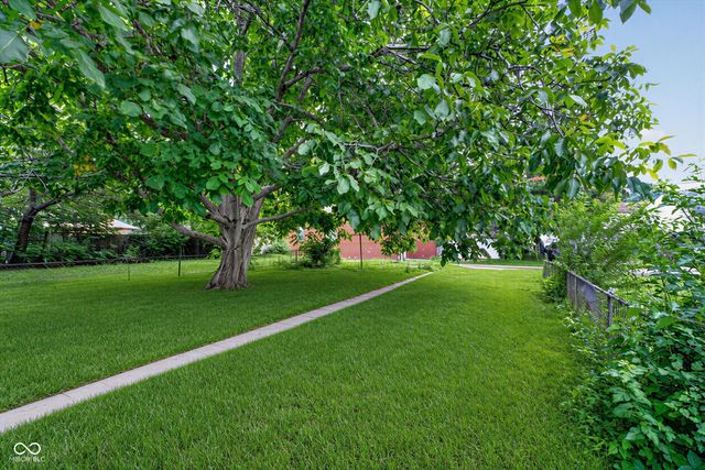 123 N Bradley, Indianapolis, IN 46201