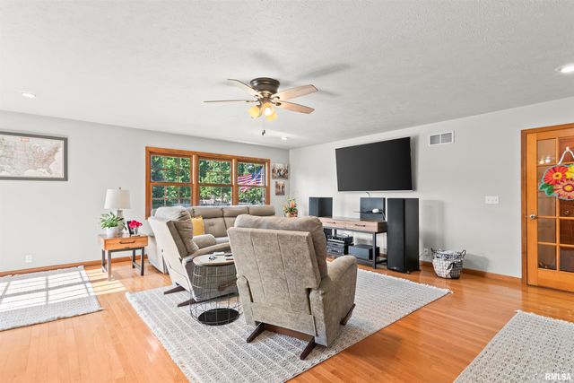6105 Farrier Place, Springfield, IL 62712