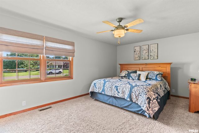 6105 Farrier Place, Springfield, IL 62712