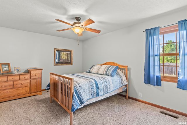 6105 Farrier Place, Springfield, IL 62712
