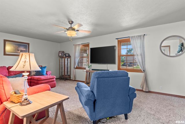6105 Farrier Place, Springfield, IL 62712