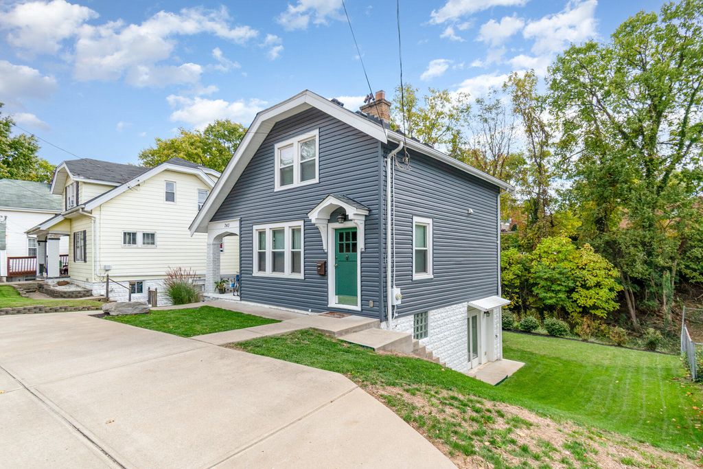 743 S Grand Avenue S, Fort Thomas, KY 41075