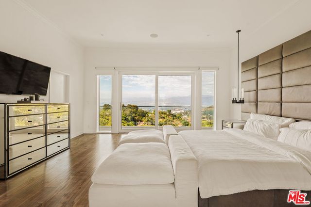 7377 Pyramid Place, Los Angeles, CA 90046