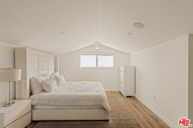 7377 Pyramid Place, Los Angeles, CA 90046
