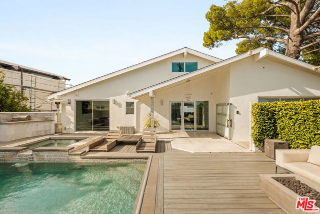 7377 Pyramid Place, Los Angeles, CA 90046