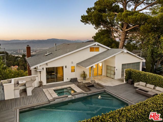 7377 Pyramid Place, Los Angeles, CA 90046