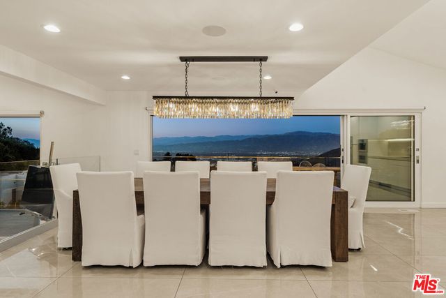 7377 Pyramid Place, Los Angeles, CA 90046