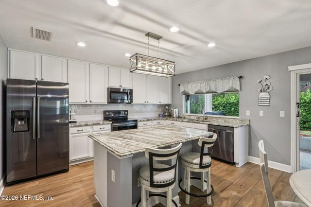 145 THORNLOE Drive, St. Johns, FL 32259