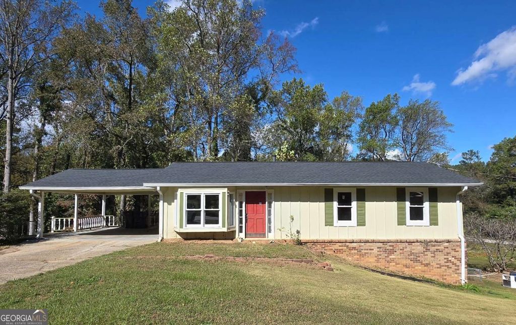 3295 Stoneybrook Drive, Douglasville, GA 30134