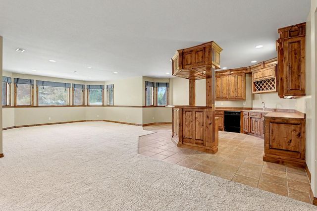 215 E Pine Meadow Ct, Andover, KS 67002