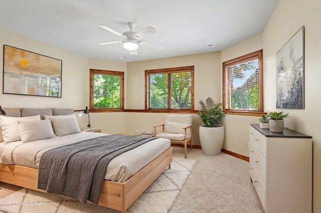215 E Pine Meadow Ct, Andover, KS 67002
