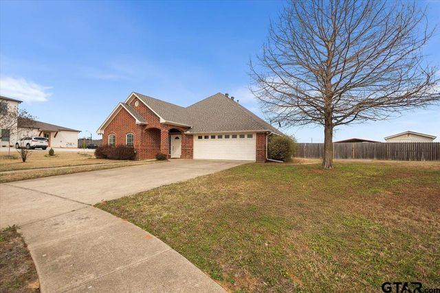 7277 Rockpoint Circle, Tyler, TX 75703