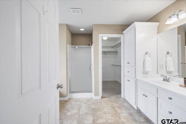 7277 Rockpoint Circle, Tyler, TX 75703