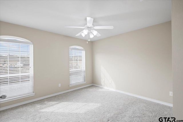 7277 Rockpoint Circle, Tyler, TX 75703