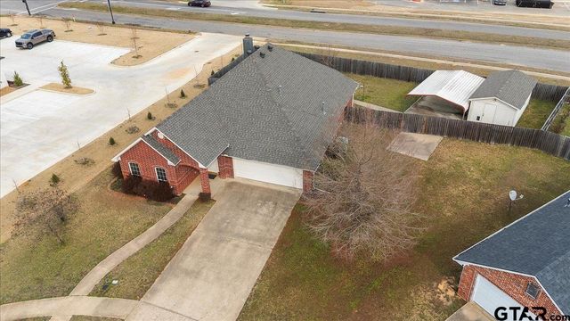 7277 Rockpoint Circle, Tyler, TX 75703