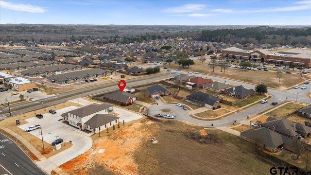 7277 Rockpoint Circle, Tyler, TX 75703