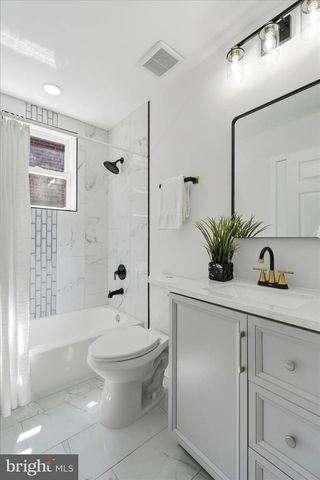 916 CALWELL RD, Baltimore, MD 21229
