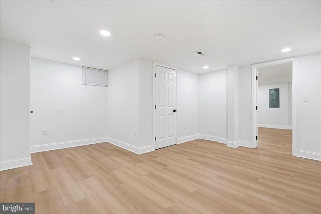 916 CALWELL RD, Baltimore, MD 21229