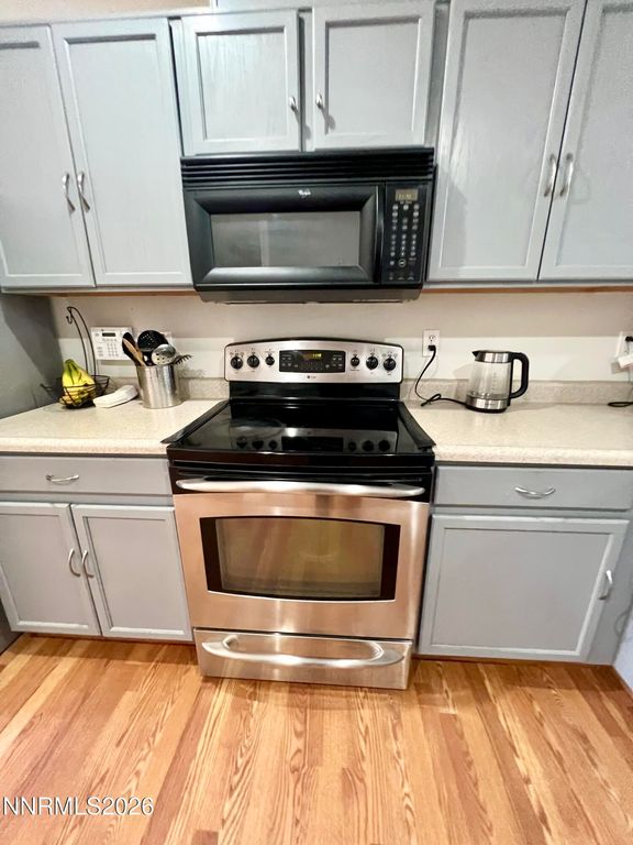 Image 14 of property listing at 7690 E Key Largo Court, Reno, NV 89506