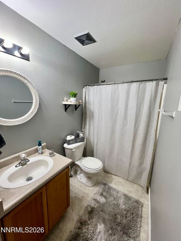 Image 21 of property listing at 7690 E Key Largo Court, Reno, NV 89506