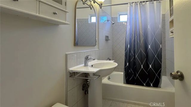 715 W Knepp, Fullerton, CA 92832