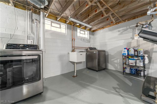 14414 Alger Road, Cleveland, OH 44111