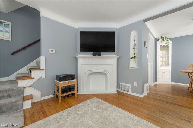 14414 Alger Road, Cleveland, OH 44111