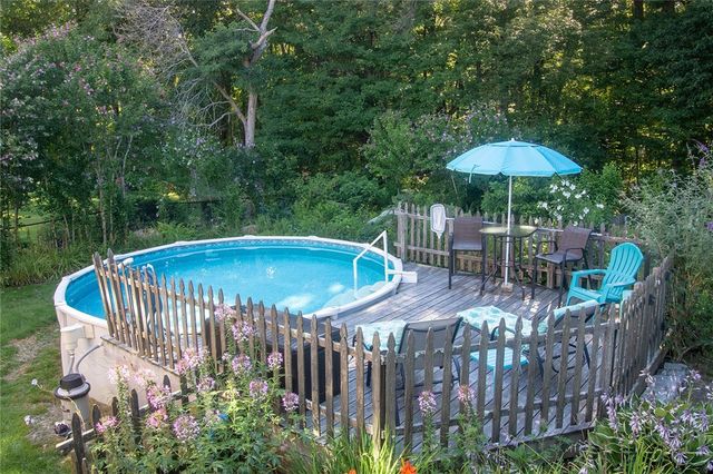 122 Elton Circle, Cranston, RI 02921