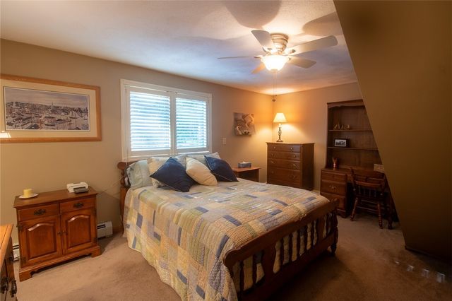 122 Elton Circle, Cranston, RI 02921