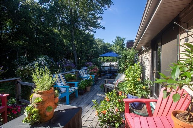 122 Elton Circle, Cranston, RI 02921