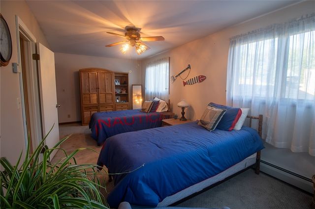 122 Elton Circle, Cranston, RI 02921