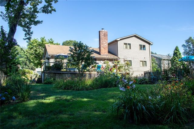 122 Elton Circle, Cranston, RI 02921