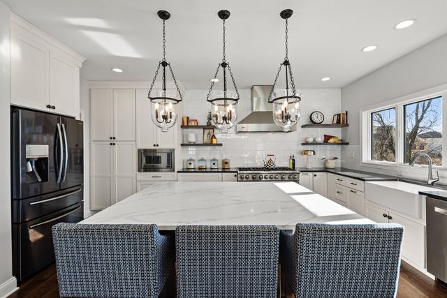 13053 Bluestem Drive, St. John, IN 46373