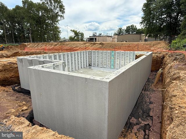 1202 PLYMOUTH AVE, Bristol, PA 19007