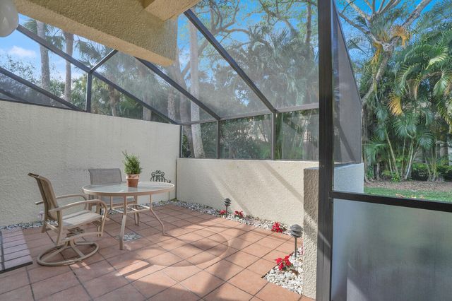 215 Oak Harbour Drive, Juno Beach, FL 33408