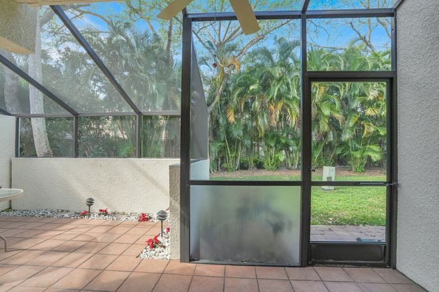 215 Oak Harbour Drive, Juno Beach, FL 33408