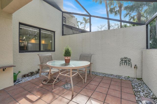 215 Oak Harbour Drive, Juno Beach, FL 33408