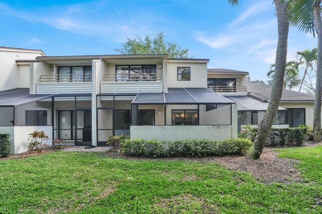 215 Oak Harbour Drive, Juno Beach, FL 33408