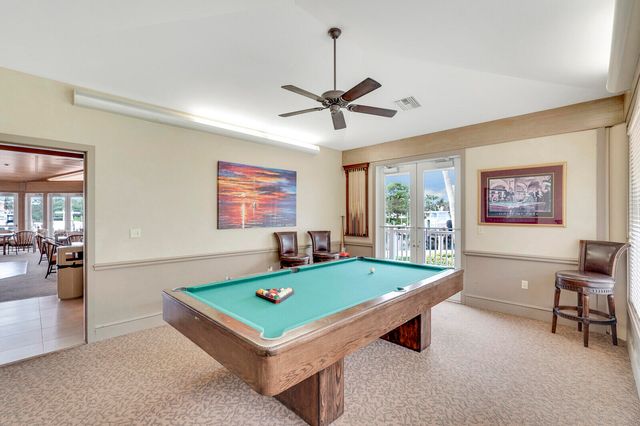 215 Oak Harbour Drive, Juno Beach, FL 33408