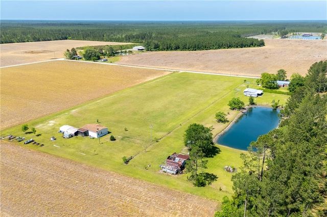 465 OE McDonald Road, Waycross, GA 31503