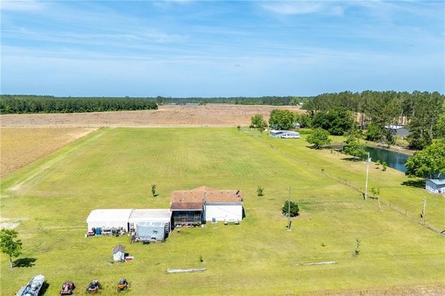 465 OE McDonald Road, Waycross, GA 31503