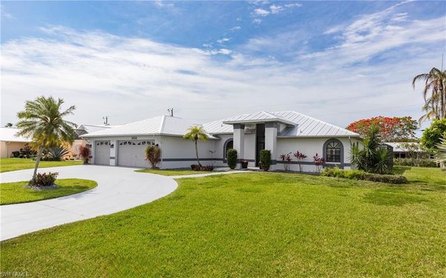 512 33rd TER, Cape Coral, FL 33904