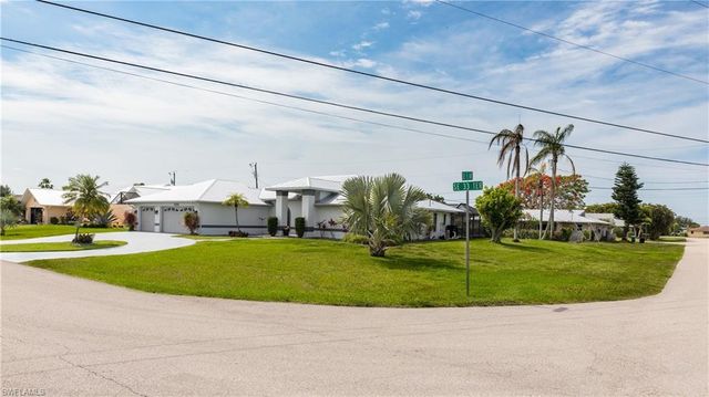 512 33rd TER, Cape Coral, FL 33904