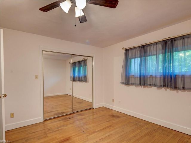 101 Stadium DR, Chesapeake, VA 23322