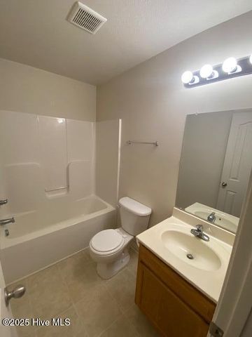 500 Springwood Drive, Jacksonville, NC 28546